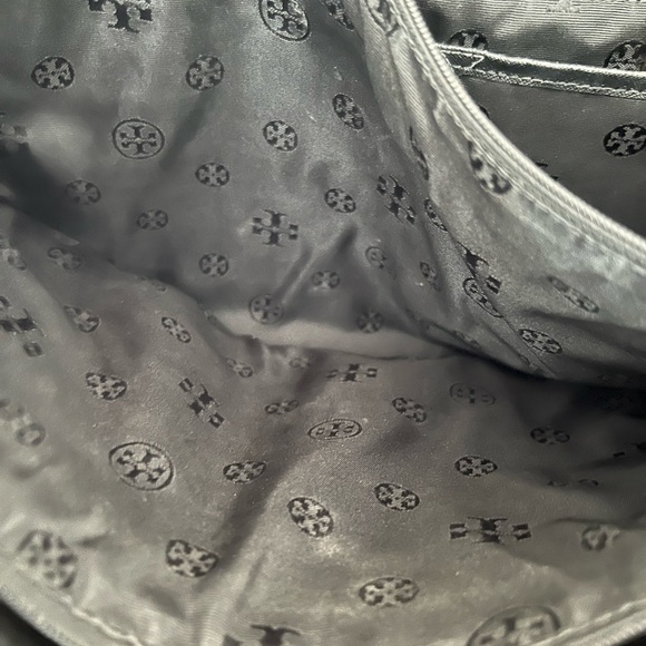 Large black leather Tory Burch tote bag - Picture 6 of 11